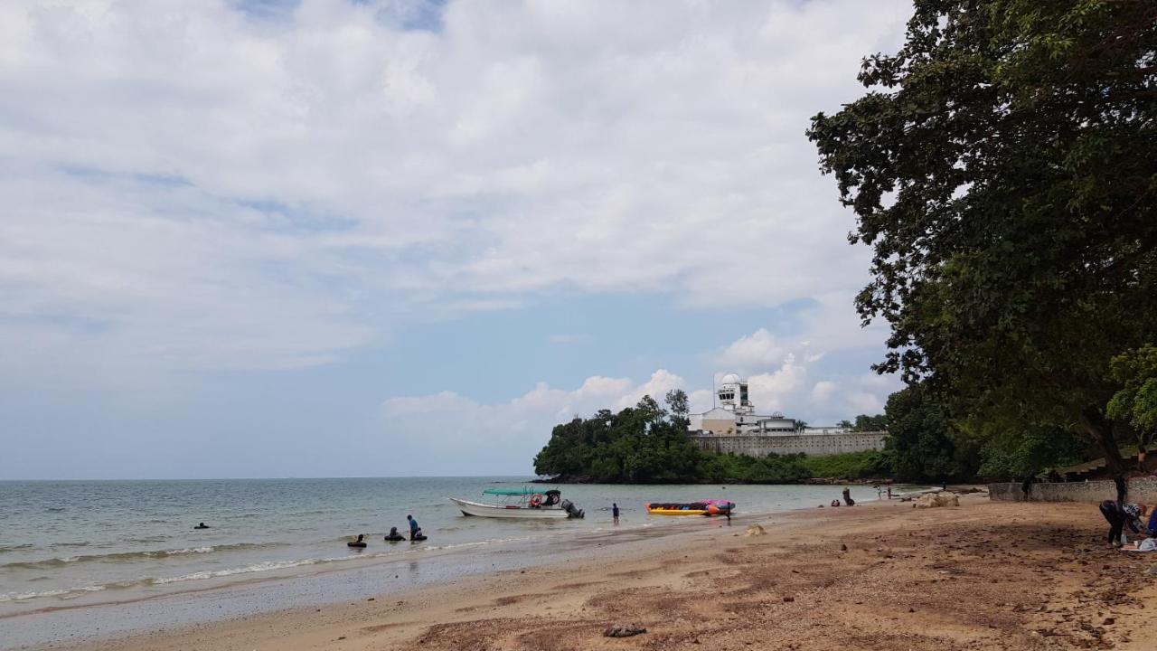 Pd Batu 9 Cocobay Apartment With Family Kampong Tanah Merah  Luaran gambar